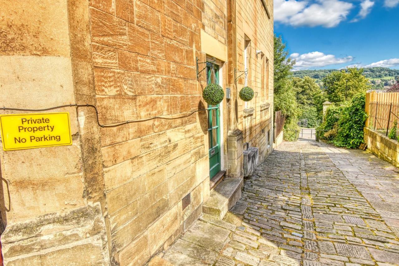 2 Bedroom Apartment In Bath City Centre With Garden & Free Parking Экстерьер фото